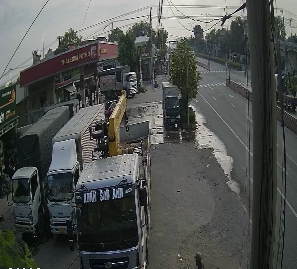 ĐẠI LÝ CUNG CẤP LỐP LƯỚT UY  TÍN - CHUYÊN DÙNG CHO XE TẢI  - TẠI BÌNH DƯƠNG